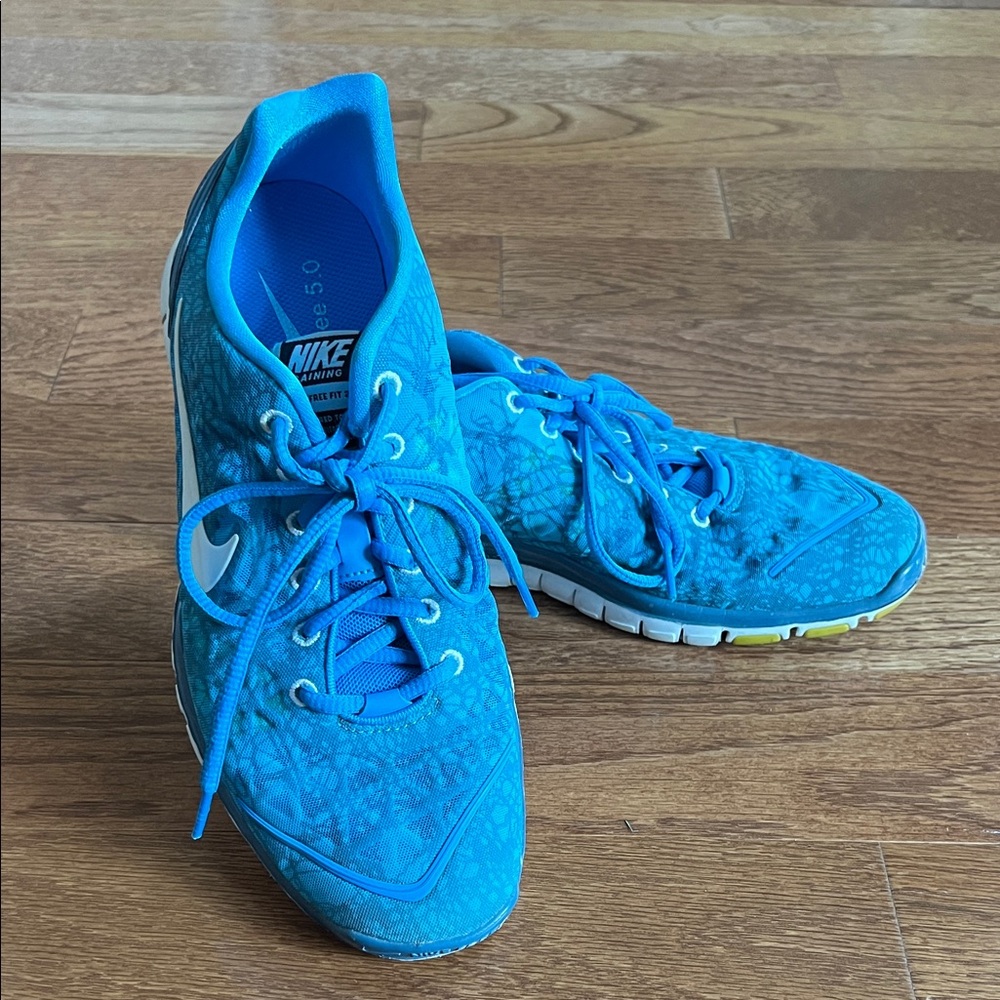 Nike Free Fit 2 training sneakers turquoise blue.Very lightweight flexible
